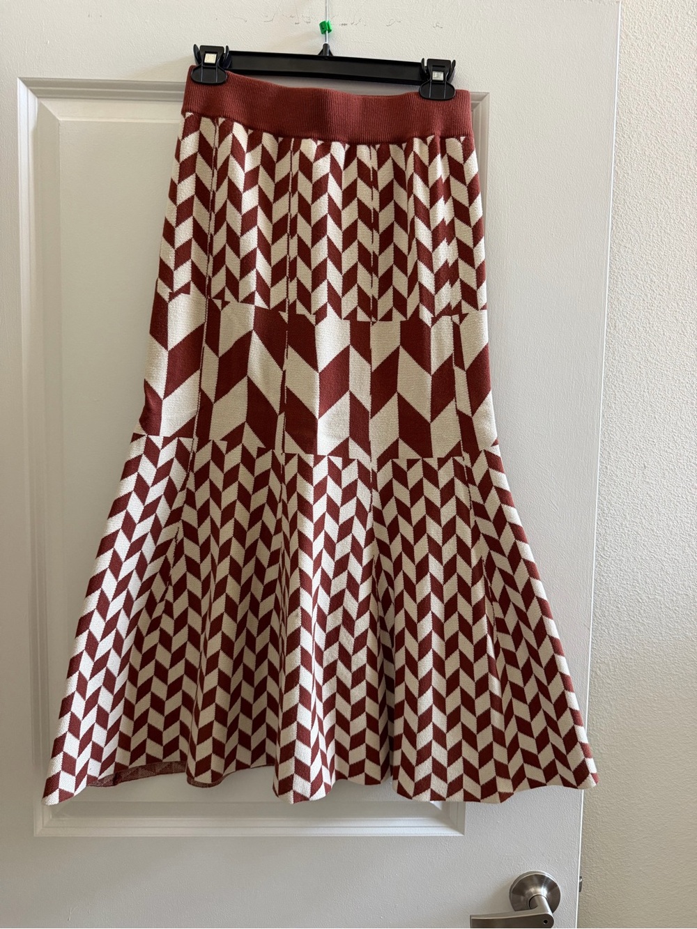 Cider Rust & Cream Geometric Knit Maxi Skirt
